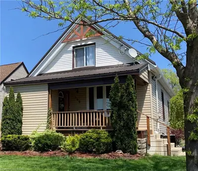 566 First Street, London East, ON N5V 1Z7