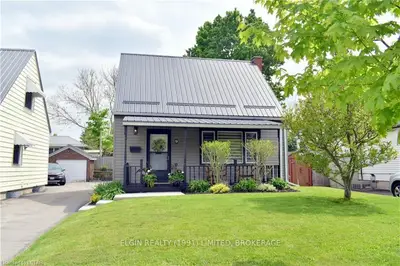 9 WATLING Street, London East, ON N5Y 3N4