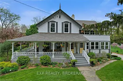 452 BERESFORD Street, St. Clair, ON N0N 1G0
