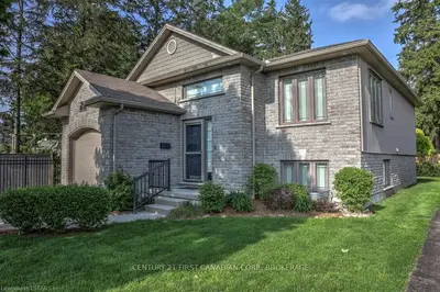 37 Holland Avenue, Aylmer, On N5h 3j2