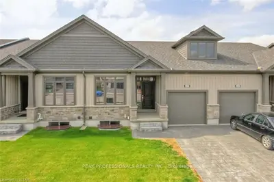 2268 EVANS Boulevard, London South, ON N6M 1J0