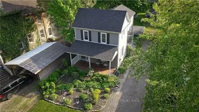 292 Oxford Street, Ingersoll, On N5c 2w1