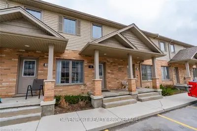 3320 MEADOWGATE Boulevard 146, London South, ON N6M 0A7