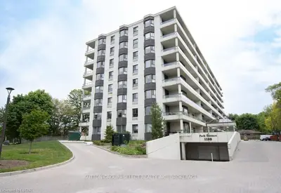 1180 COMMISSIONERS Road 208, London South, ON N6K 4J2