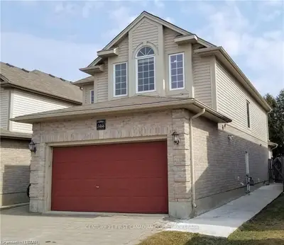 1466 MICKLEBOROUGH Drive, London North, ON N6G 4R6