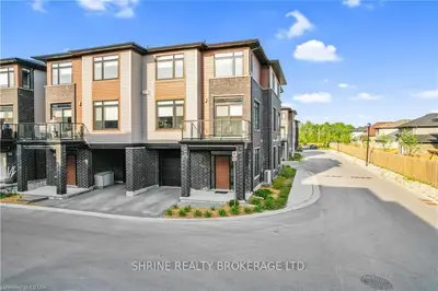 3260 SINGLETON Avenue 113, London South, ON N6L 0E7