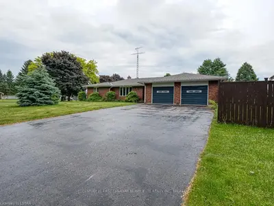 392 EARL Street, Norfolk County, ON N4B 3C2