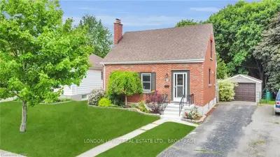 28 Graydon Street, London East, ON N5W 2H7