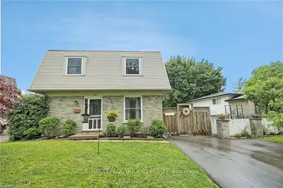 440 FERNDALE Avenue, London South, ON N6C 2Z1
