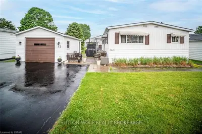 12 MILLER Street, Strathroy-Caradoc, ON N7G 2P8