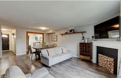 1786 ATTAWANDARON Road 15, London North, ON N6G 3N1