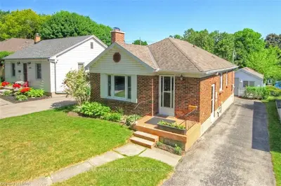 1325 WILTON Avenue, London East, ON N5W 2H5