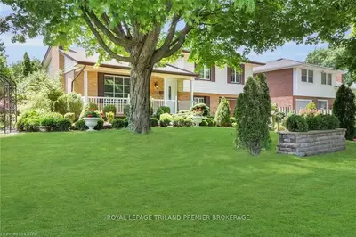 1453 GLENGARRY Avenue, London North, ON N5X 1P9