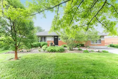 984 Plantation Road, London North, ON N6H 2Y4