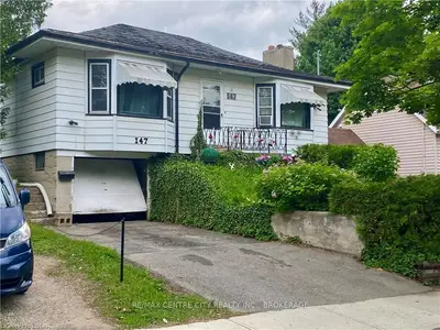 147 Emerson Avenue, London South, ON N5Z 3L5