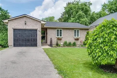205 JONES Street W, St. Marys, ON N4X 1B5