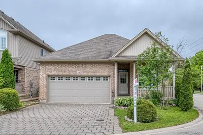 400 SKYLINE Avenue 44, London North, ON N5X 0B3