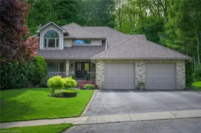 58 CHESTNUT Court, London South, ON N6K 4J5