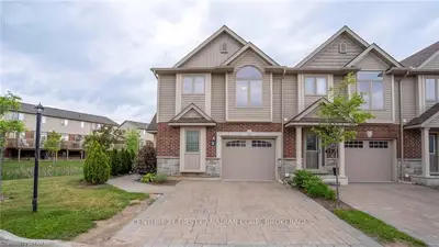 3399 CASTLE ROCK Place 9, London South, ON N6L 0C8