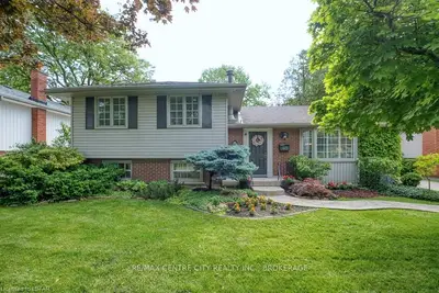 40 NOTRE DAME Crescent, London South, ON N6J 2G1