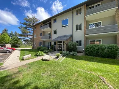 655 WONDERLAND Road S 12, London South, ON N6K 1M1