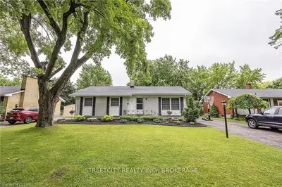 45 MCLEOD Crescent, London North, ON N5X 1S7