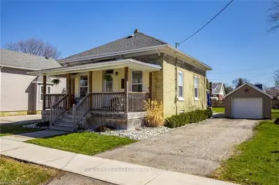 220 WILLIAM Street, South Huron, ON N0M 1S2
