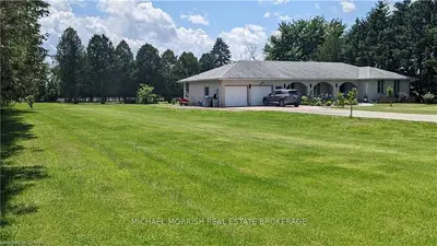 392 SECOND Street, Strathroy-Caradoc, ON N7G 3H8
