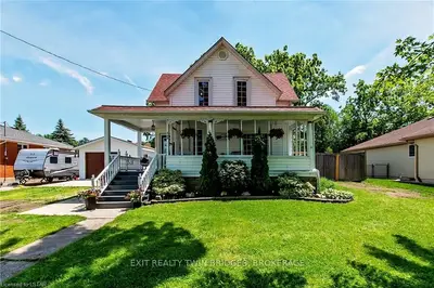 448 BERESFORD Street, St. Clair, ON N0N 1G0