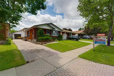 973 JALNA Boulevard, London South, ON N6E 2R2