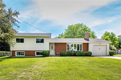 17 LYNN Street, Chatham-Kent, ON N0P 2C0