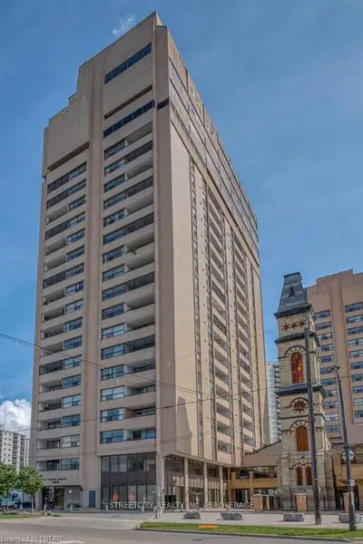 389 DUNDAS Street 2206, London East, ON N6B 3L5