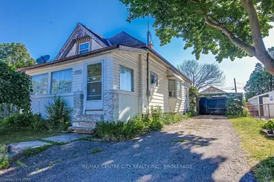 772 CURRY Street, London East, ON N5Y 1N6