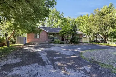 336 RIVERSIDE Drive, London North, ON N6H 1E9