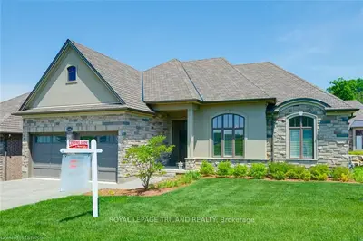 1158 RIVERBEND Road 8, London South, ON N6K 0J9