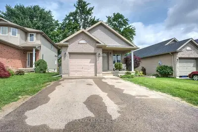 63 Kerr Crescent, Ingersoll, On N5c 4h1