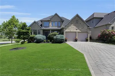 1953 MUMFORD Court, London North, ON N6G 5H1