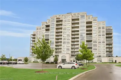260 VILLAGEWALK Boulevard 607, London North, ON N5X 0A6