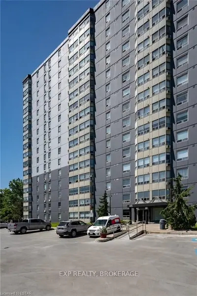 45 Pond Mills Road 1007, London South, On N5z 4w5