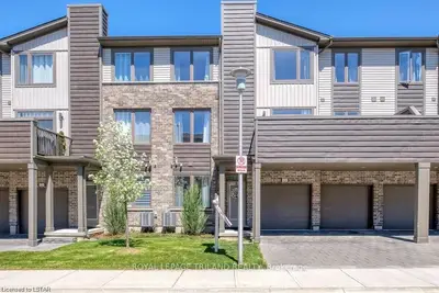 1960 DALMAGARRY Road 124, London North, ON N6G 0T8