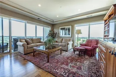 505 TALBOT Street 1601, London East, ON N6A 2S6