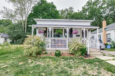 119 CLARENCE Street, London East, ON N6B 2J3