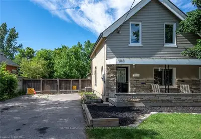 108 BRISCOE Street E, London South, ON N6C 1X2