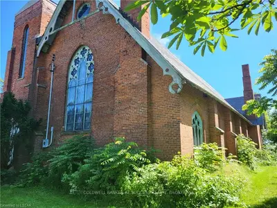 19062 HILL Road, Chatham-Kent, ON N0P 1X0