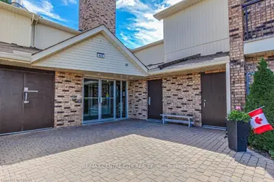 440 Wellington Street 323, St. Thomas, On N5r 5x5