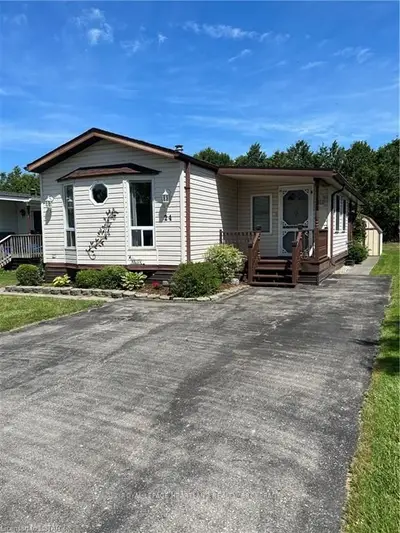 24 REDFORD Drive, South Huron, ON N0M 1S3