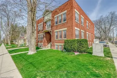 116 ELMWOOD Avenue 6, London South, ON N6C 1J5