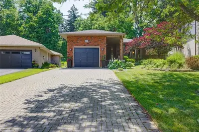 78 DUNDEE Place, London South, ON N6C 5E6