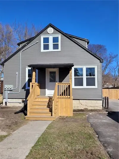 286 ST VINCENT Street, Sarnia, ON N7T 6J9