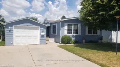 31 STEWART Street, Strathroy-Caradoc, ON N7G 3K8